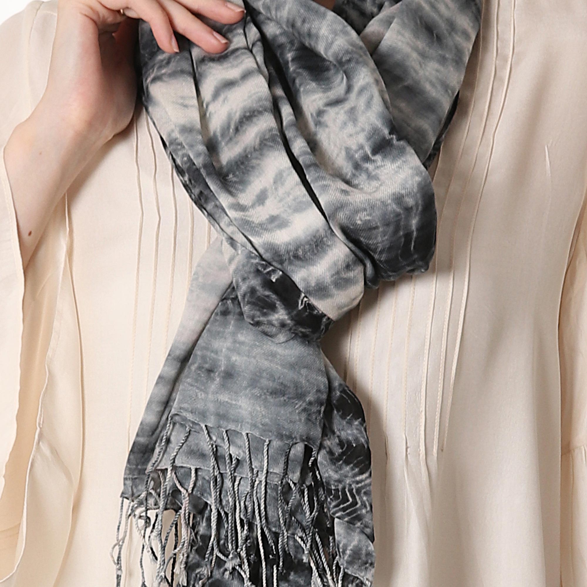 Elegant Shibori 100% Cotton Shibori Shawl in Black and Ivory from India