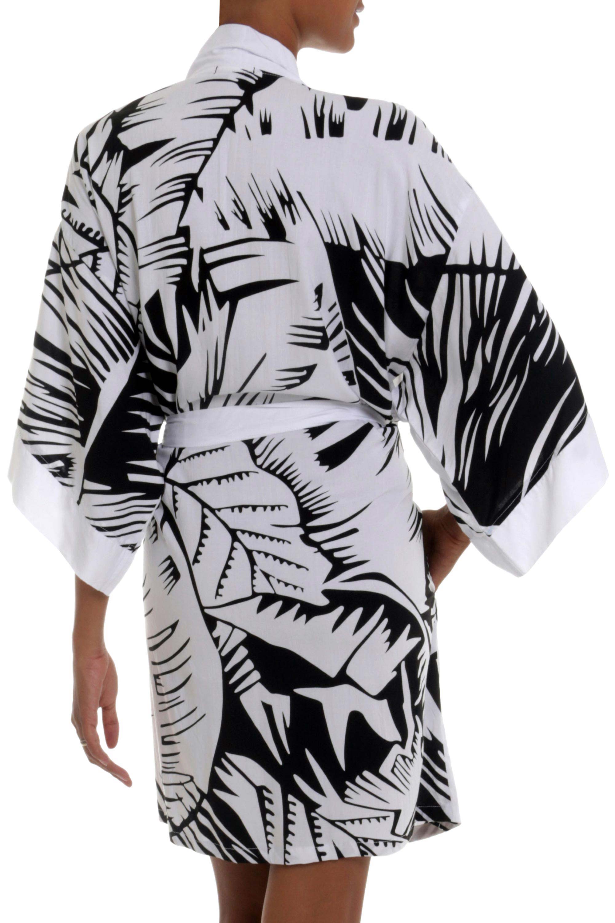 White Tiger Short Black and White Tiger Stripe Print Rayon Wrap Robe