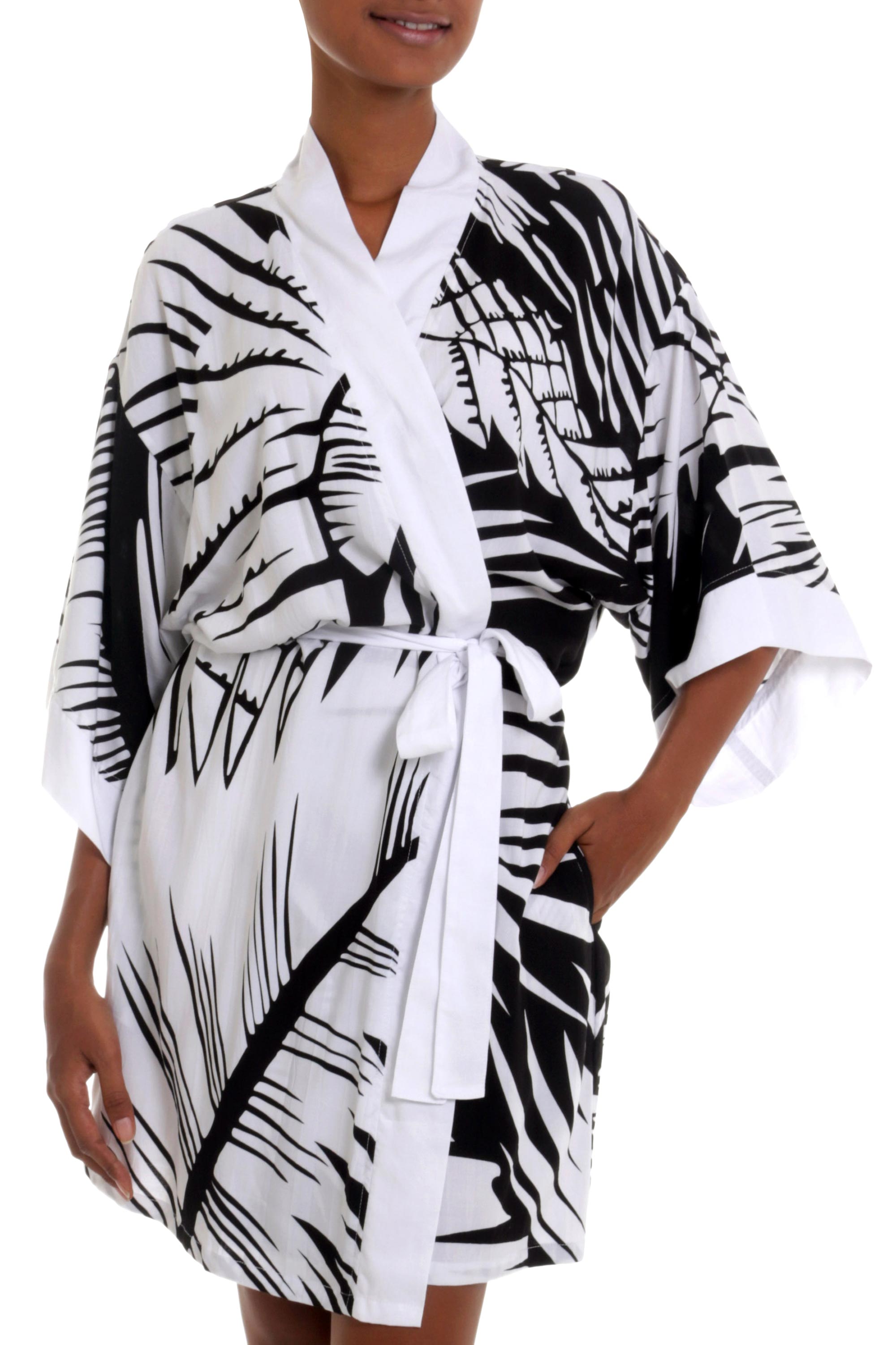 White Tiger Short Black and White Tiger Stripe Print Rayon Wrap Robe